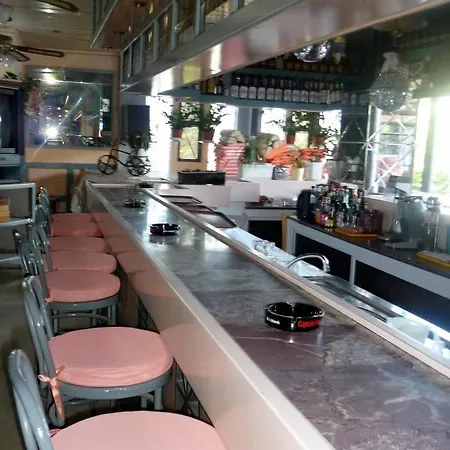 Rainbow ホテル Rhodes City