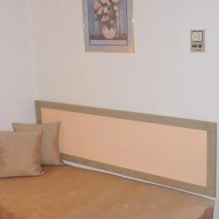Rainbow Otel 2*